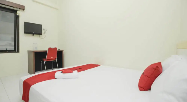 RedDoorz near Sriwijaya University Palembang, Rezervovat Hotel Hotely v Palembang s parkováním, Parkování