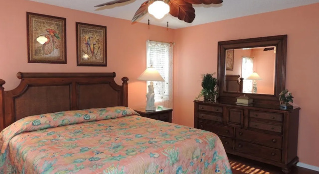Summer Cottage by Beach Vacations, Забронировать Дом для отпуска Коттеджи Южной Каролины, Коттедж