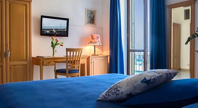 Номер Standard с балконом и с видом на море B&B LApprodo