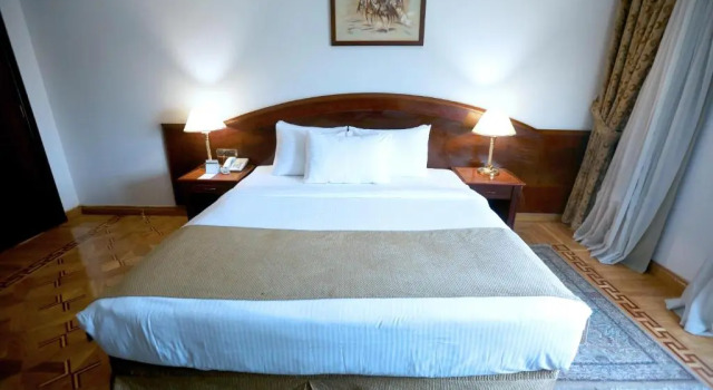 Семейный люкс Triumph Plaza Hotel