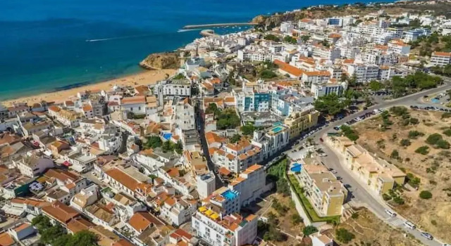 Апартаменты Downtown Art Studio in Albufeira