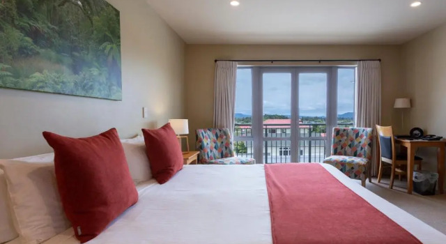 Двухместный номер Fox Glacier Scenic Hotel Te Weheka