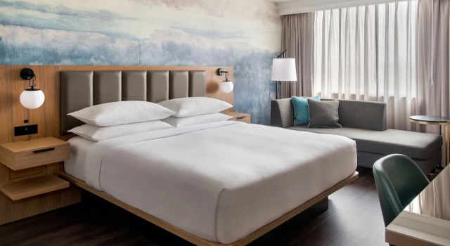 Двухместный клубный номер Standard Buffalo Marriott Niagara