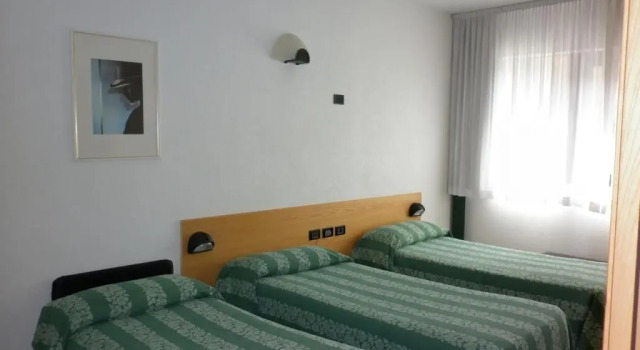 Трёхместный номер Standard Hotel Aurora