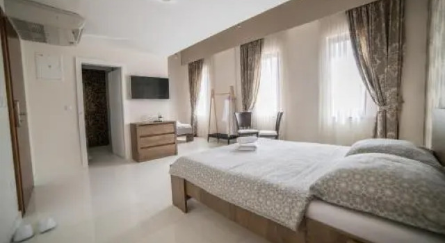 Hotel Urban, Забронировать Отель Бужим Федерация Боснии и Герцеговины