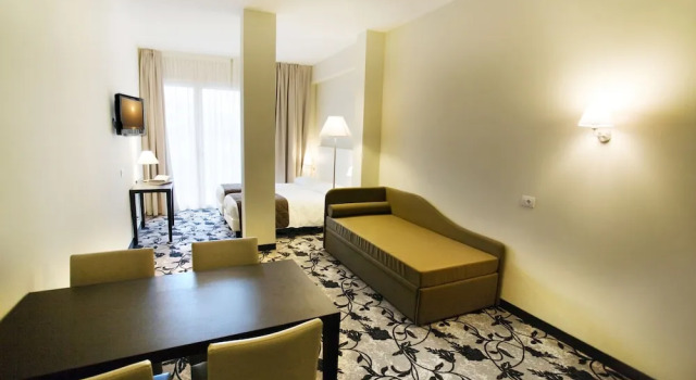 Семейный номер Standard Regal Residence
