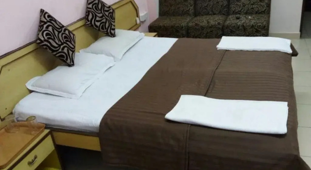 Hotel Sabharwal Inn, Забронировать Отель Бангалор штат Карнатака, рядом с Конференц-центр NIMHANS