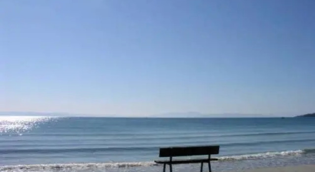 To Giouli, Book Hotel Volos 
