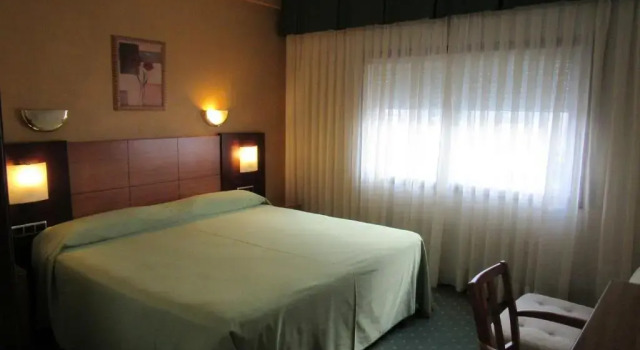 Номер Standard Hotel Virgen del Camino Pontevedra