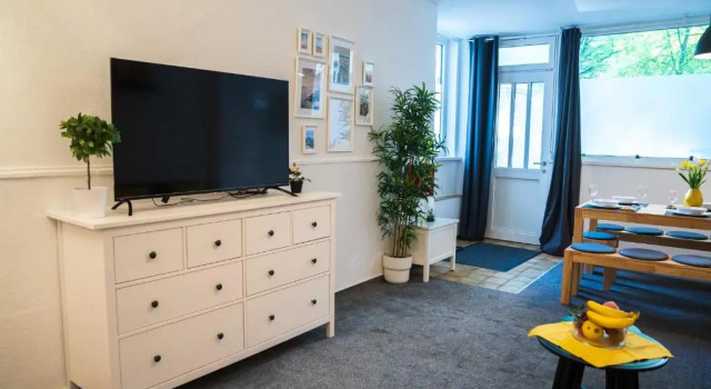 Spacious 3 Bedroom Apartment, Đặt Căn hộ Hoheluft-West Hamburg