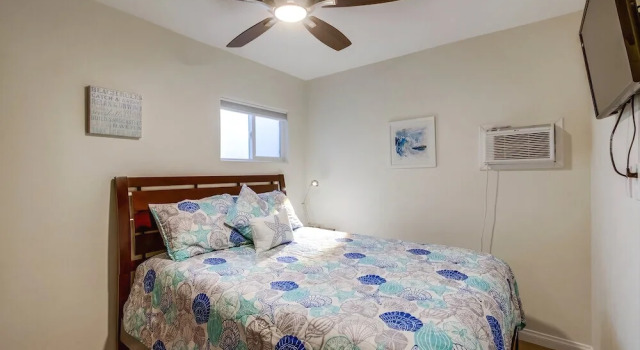 Roxy Beach House 3 2 Bedrooms 1 Bathroom Condo