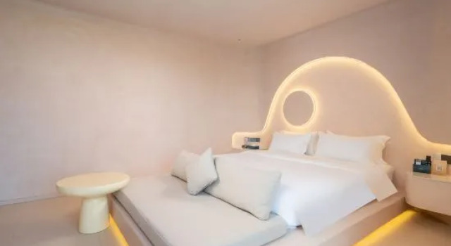 Люкс Deluxe Wanning Gift Seaview Castle Homestay (Riyue Bay)