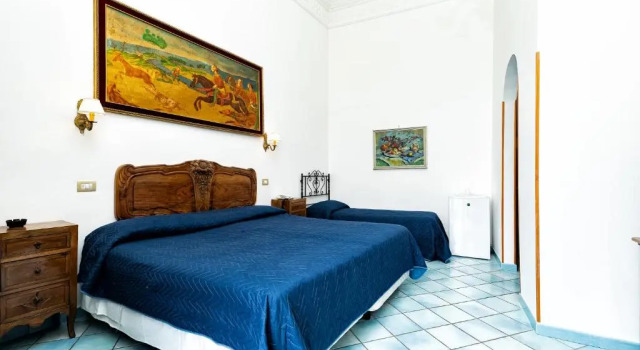Полулюкс Hotel Fontana