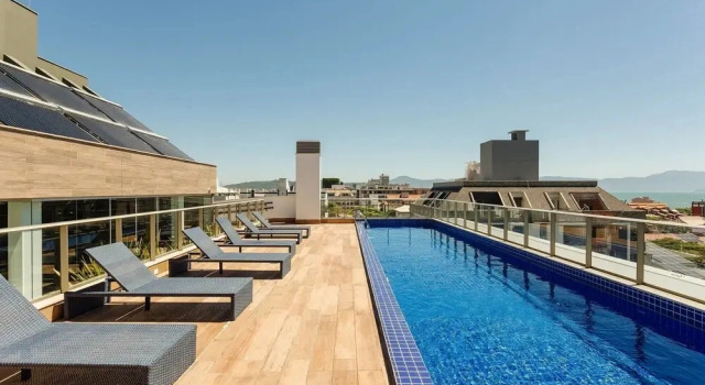 Апартаменты Elus - Building With Rooftop Pool 350m From the Beach!