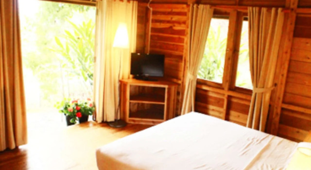 Kebun Mawar Situhapa, Book Hotel Samarang West Java