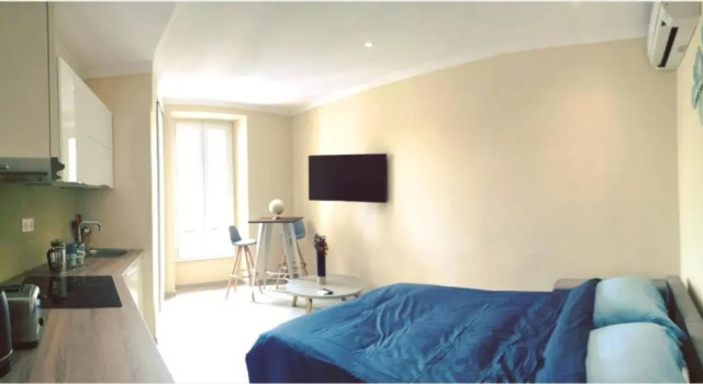 Студия Deluxe HOSTEL MEYERBEER - Rooms and Apartments