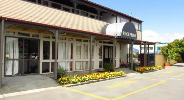 Blenheim Road Motor Lodge, Забронировать Мини-отель Аппер-Риккартон 