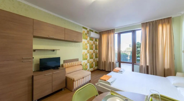 Студия Supreme Beach Apartments
