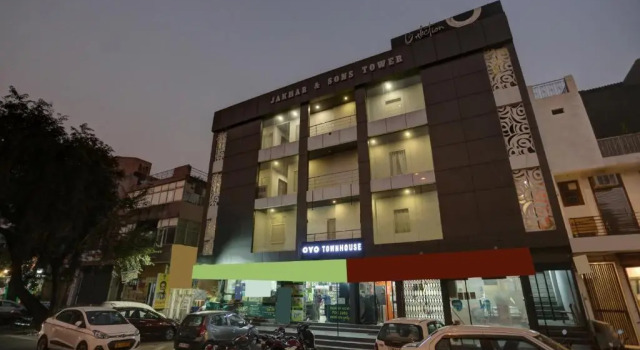 Townhouse Nangal Raya Pankha Road, Забронировать Отель Отели Нью-Дели с завтраком, Завтраки