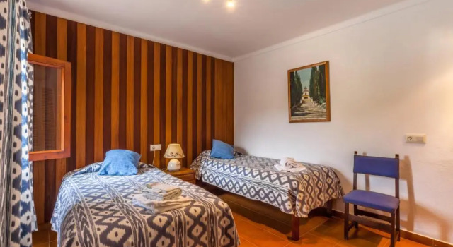 Villa Fullos by Sealand Villas, Book Villa Pollença Majorca
