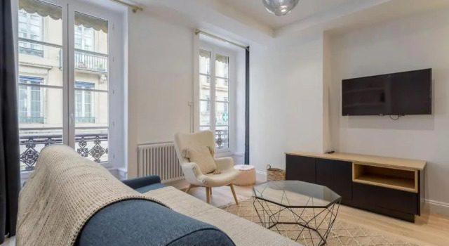 Suite Victor Hugo 2 T2 neuf pour 4 personnes