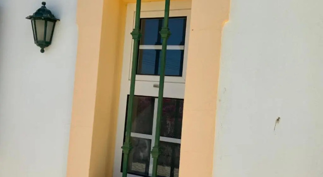 Guest House Alfarrobeiras, Prenota Affittacamere Albufeira Barlavento, vicino a Albufeira Train Station