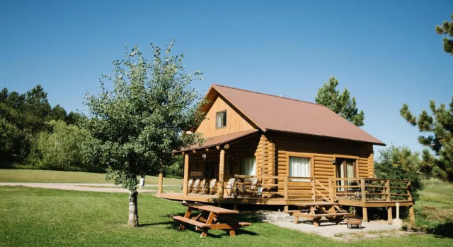 Коттедж с 3 комнатами High Country Guest Ranch