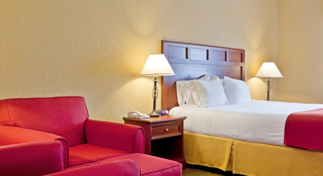 Двухместный номер Standard Holiday Inn Express of Salado-Belton by IHG