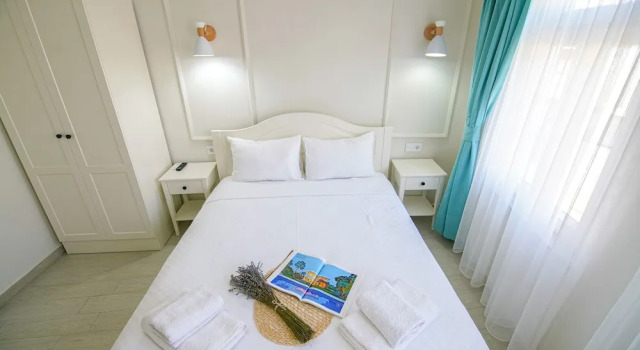 Deluxe Dvoulůžkový s manželskou postelí pokoj Lutro Otel