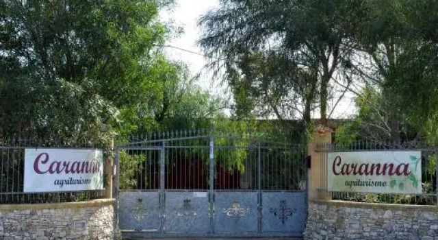 Agriturismo Caranna, Book Bed and Breakfast Hoteller i Porto Cesareo Beaches med pool, Swimmingpool