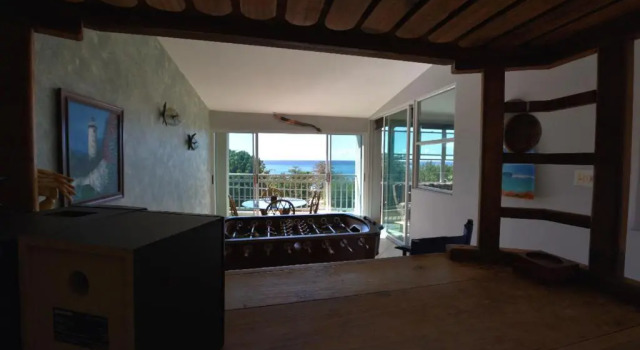 Апартаменты Coqui penthouse 2 across Rincon beach, pool, bbq, power and water bup