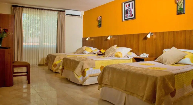 Трёхместный номер Standard Hotel Mitru - Tarija