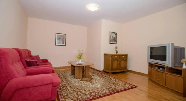 Apartments Dionis, Varaa Huoneisto Hotellit Kvarner Islands uima-altaalla, Uima-allas