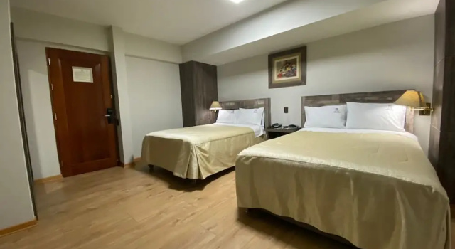 Standard Twin room Gran Hotel Continental