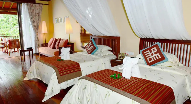 Люкс Yalong Bay Earthly Paradise Birds Nest Resort （Mountain Villas)