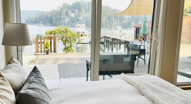Oceanfront Zen, Забронировать Отель Дип-Ков Британская Колумбия