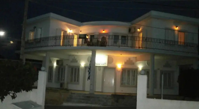 Апартаменты Flisvos Apartments