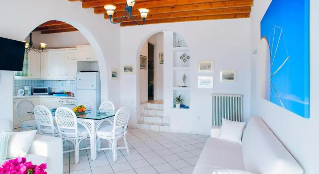 Вилла с 3 комнатами Adikri Villas & Suites