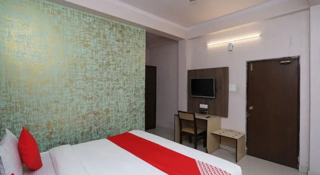 OYO 19824 Hotel Doon Palace, Rezervovat Hotel Déhrádún Uttarakhand