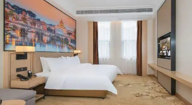 Люкс Business Vienna International Hotel (Guyi New Town Wine Street)