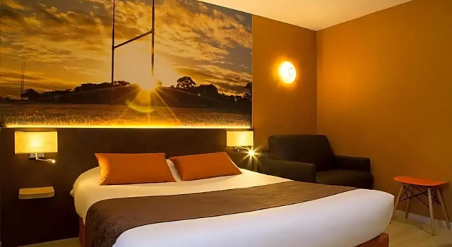 Номер Deluxe The Originals City, Hôtel Le Boeuf Rouge, Saint-Junien