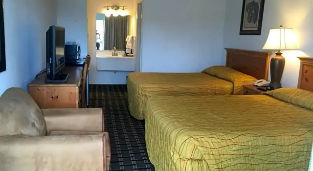 Номер Standard Houston Inn and Suites