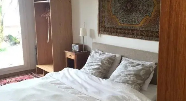 Chez Gibo BnB, Buchen Sie Bed & Breakfast Lutry 