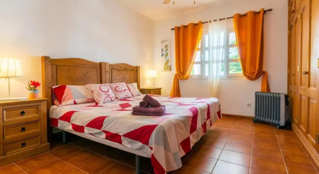 Полулюкс с видом на бассейн Timanfaya Casa Rural