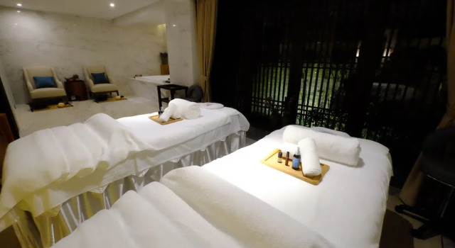Ven Courtyard, Prenota Hotel Huaxi Guiyang