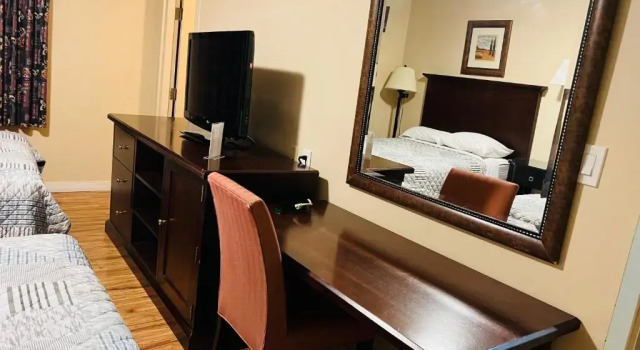 Номер Standard Sunset Inn