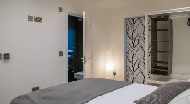 Modern 2 Bedroom Flat in Kennington