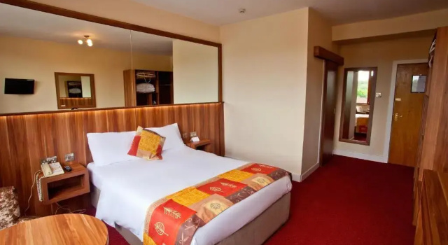 Двухместный номер Standard West County Hotel