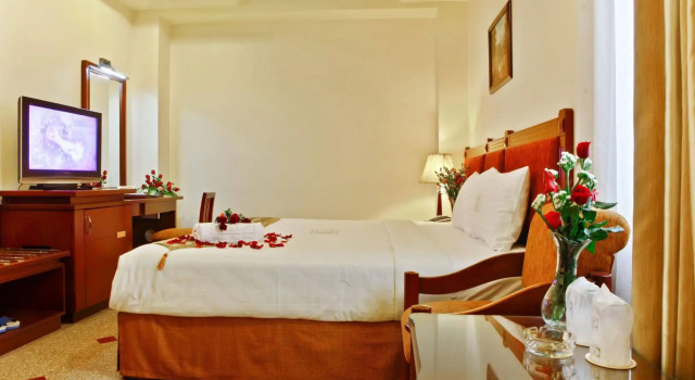 Thien Thao Hotel, Забронировать Отель Отели Района 3 с завтраком, Завтраки