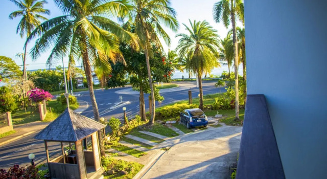 Номер Standard Ramada Suites By Wyndham Seafront Coral Coast